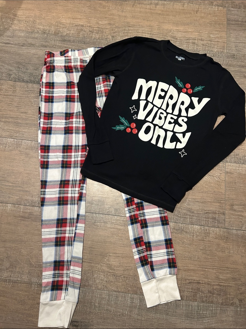 Old Navy XL(12) Christmas Pajamas